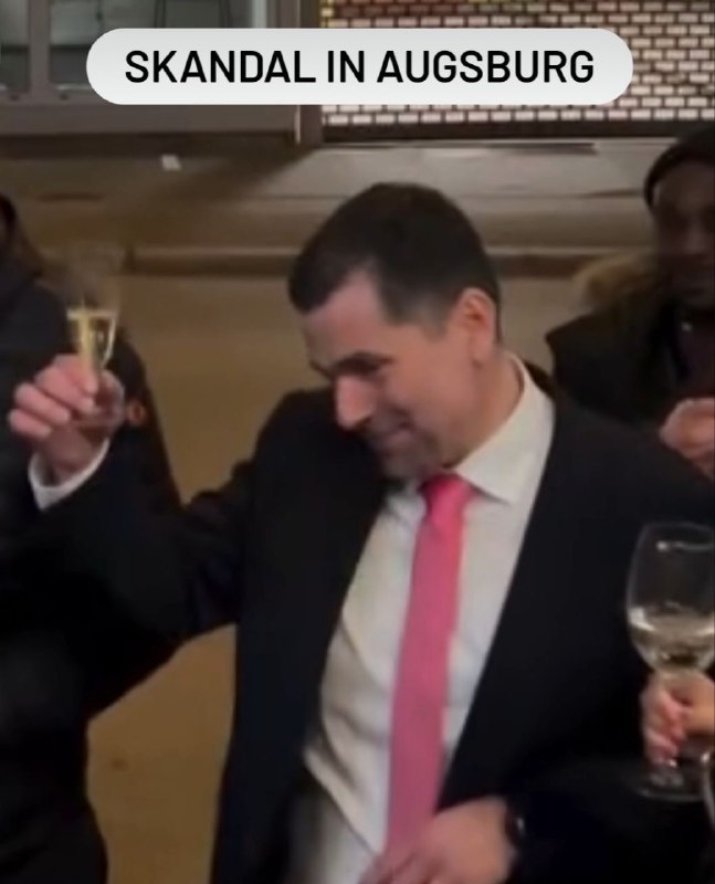 🚨 Скандал в Аугсбурге: новый мэр ведёт себя “не по-баварски”